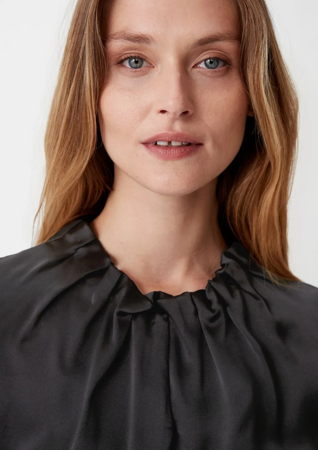 Seidenbluse mit Kappärmel-Comma New