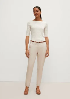 Slim: Chino-Hose mit Gürtel-Comma Online