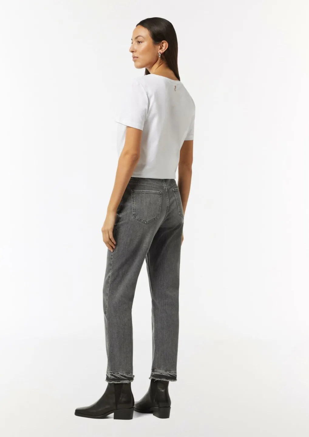 Straight-Leg-Jeans mit gefranstem Saum-Comma Outlet
