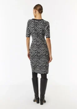 Strick-Kleid mit Zebra-Jaquard und Rippblende-Comma Best