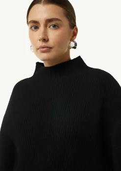 Strick-Poncho mit Stehkragen-Comma New