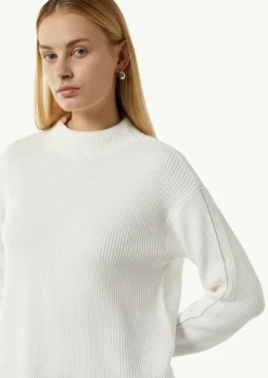 Strickpullover mit Schmuckdetail am Ärmel-Comma Hot