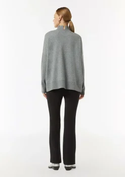 Strickpullover mit Stehkragen und Rippdetail-Comma Discount