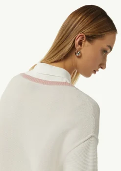 Strickpullover mit V-Ausschnitt und Kontrastdetails-Comma Sale