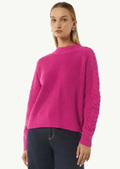 Strickpullover mit Zopfmuster am Ärmel-Comma Sale