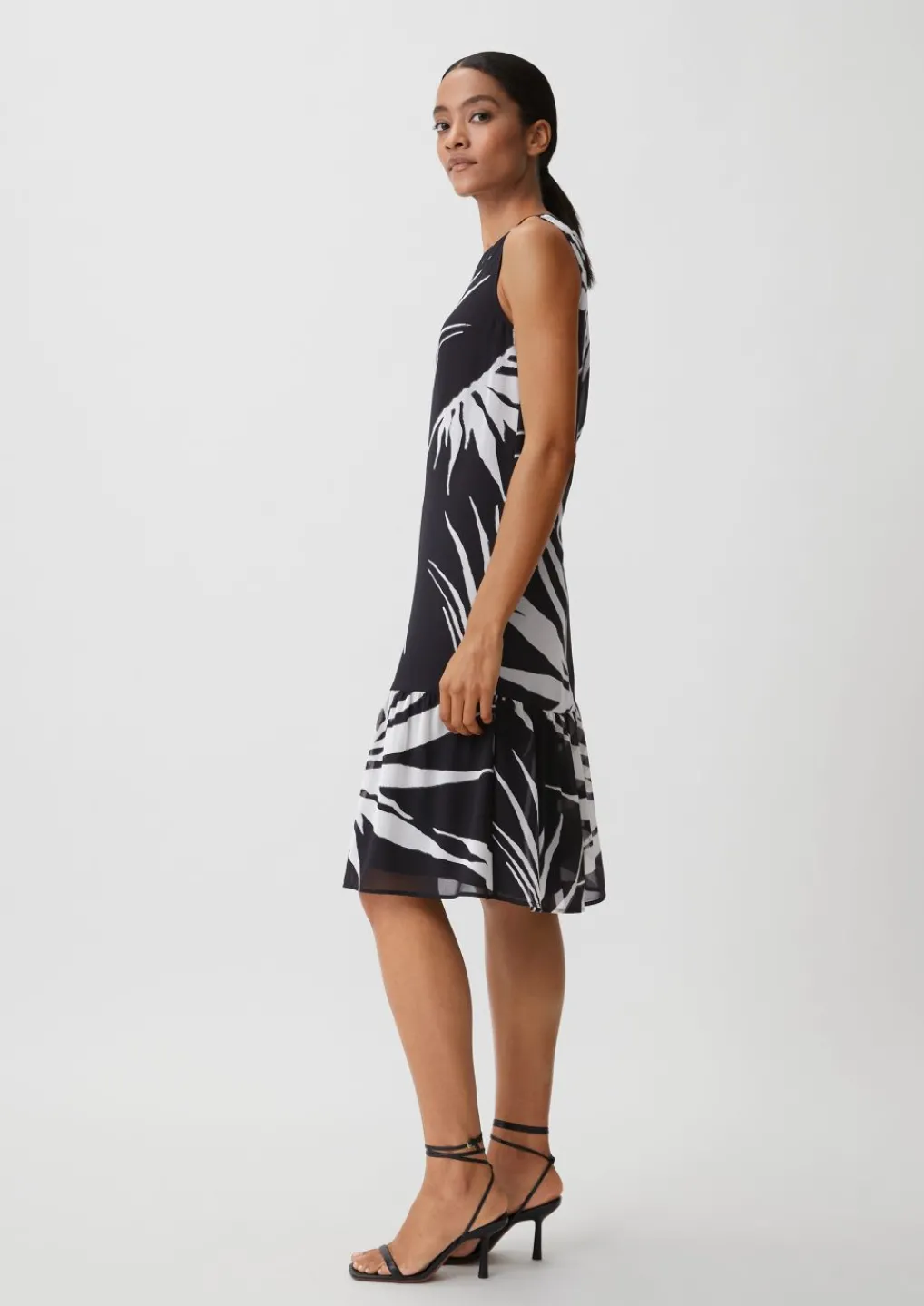 Stufenkleid aus Chiffon-Comma Online