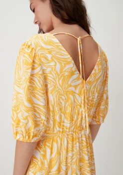 Stufenkleid aus Crêpe-Comma Hot
