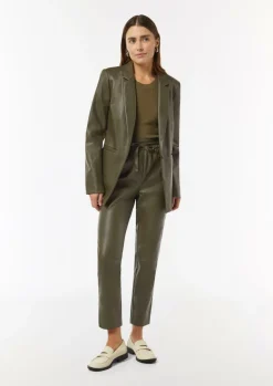 Taillierter Blazer aus Kunstleder-Comma Fashion