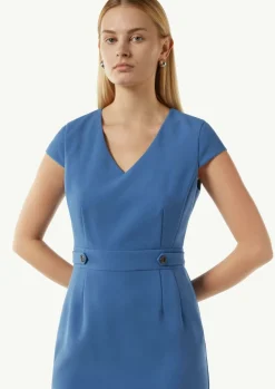 Tailliertes Etuikleid aus Twill-Comma Hot