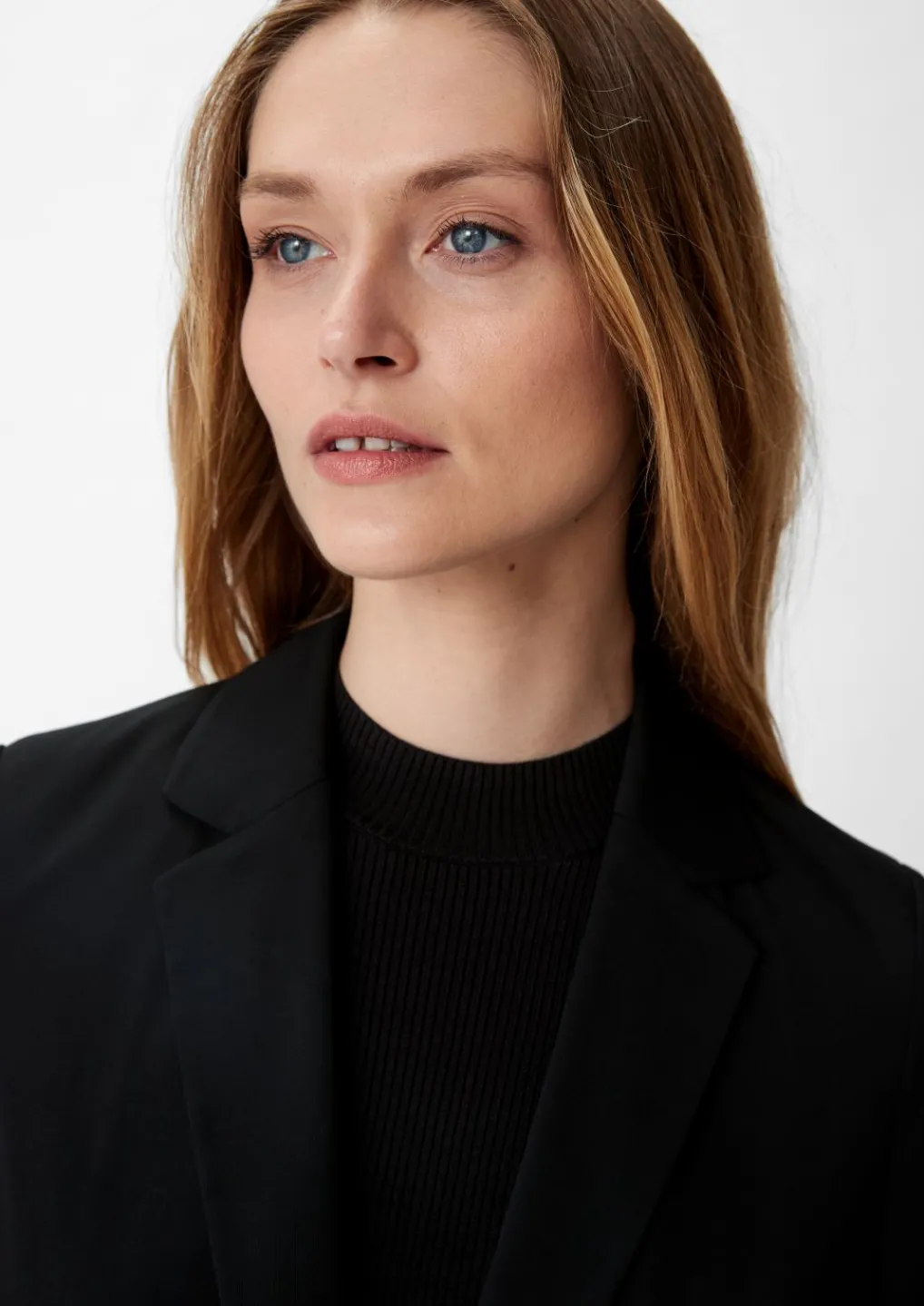 Travel-Blazer mit Seitenschlitzen-Comma Outlet
