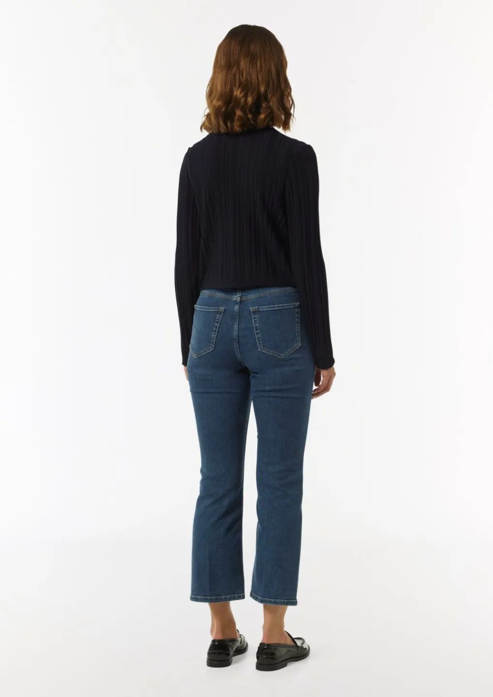 Verkürzte Rippstrickjacke im Slim Fit-Comma Hot