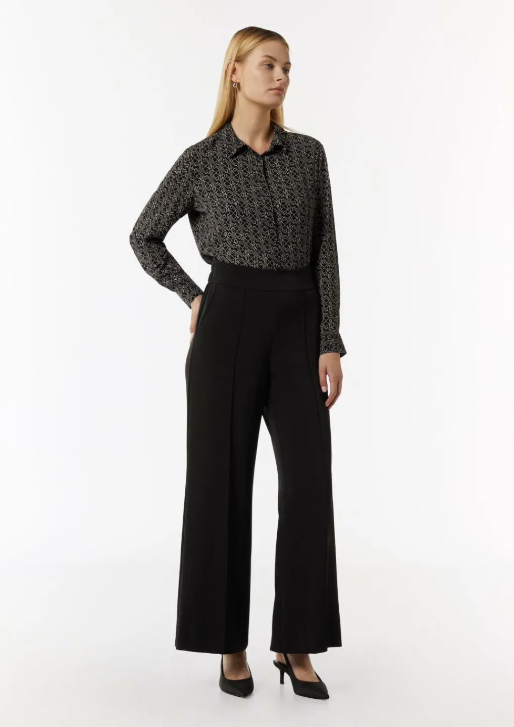 Viskose-Bluse mit All-over-Print-Comma New