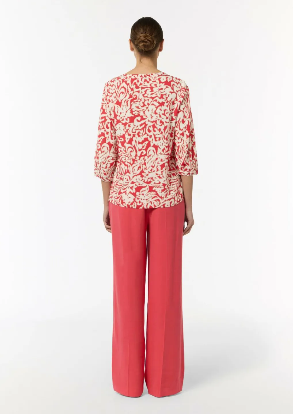 Viskosebluse mit V-Ausschnitt-Comma Hot