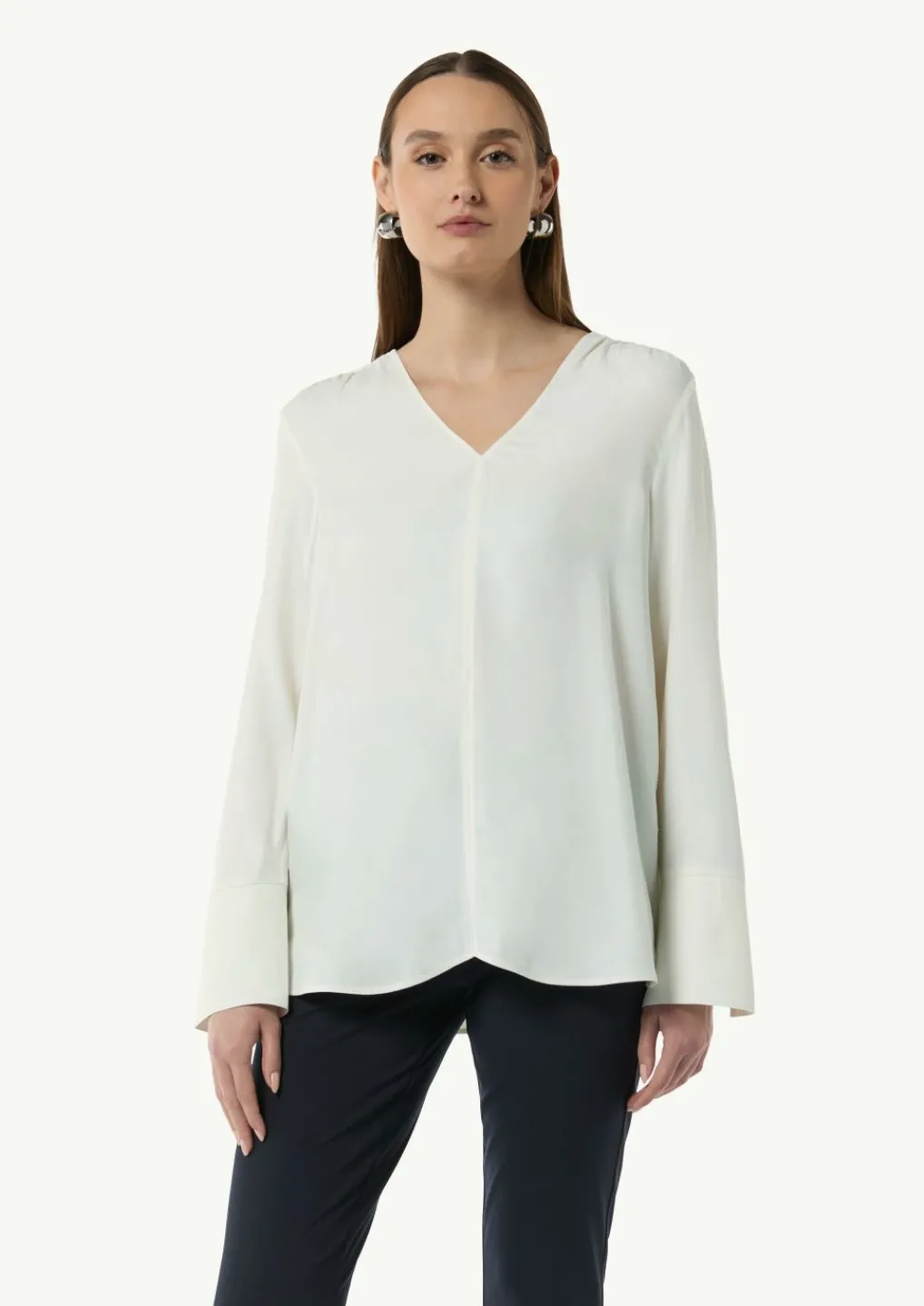 Viskosebluse mit V-Ausschnitt-Comma Outlet