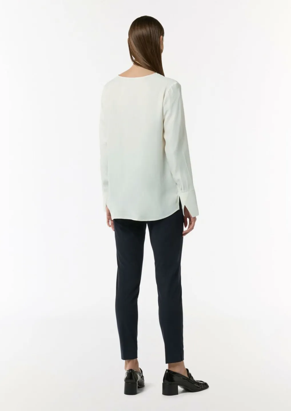 Viskosebluse mit V-Ausschnitt-Comma Outlet