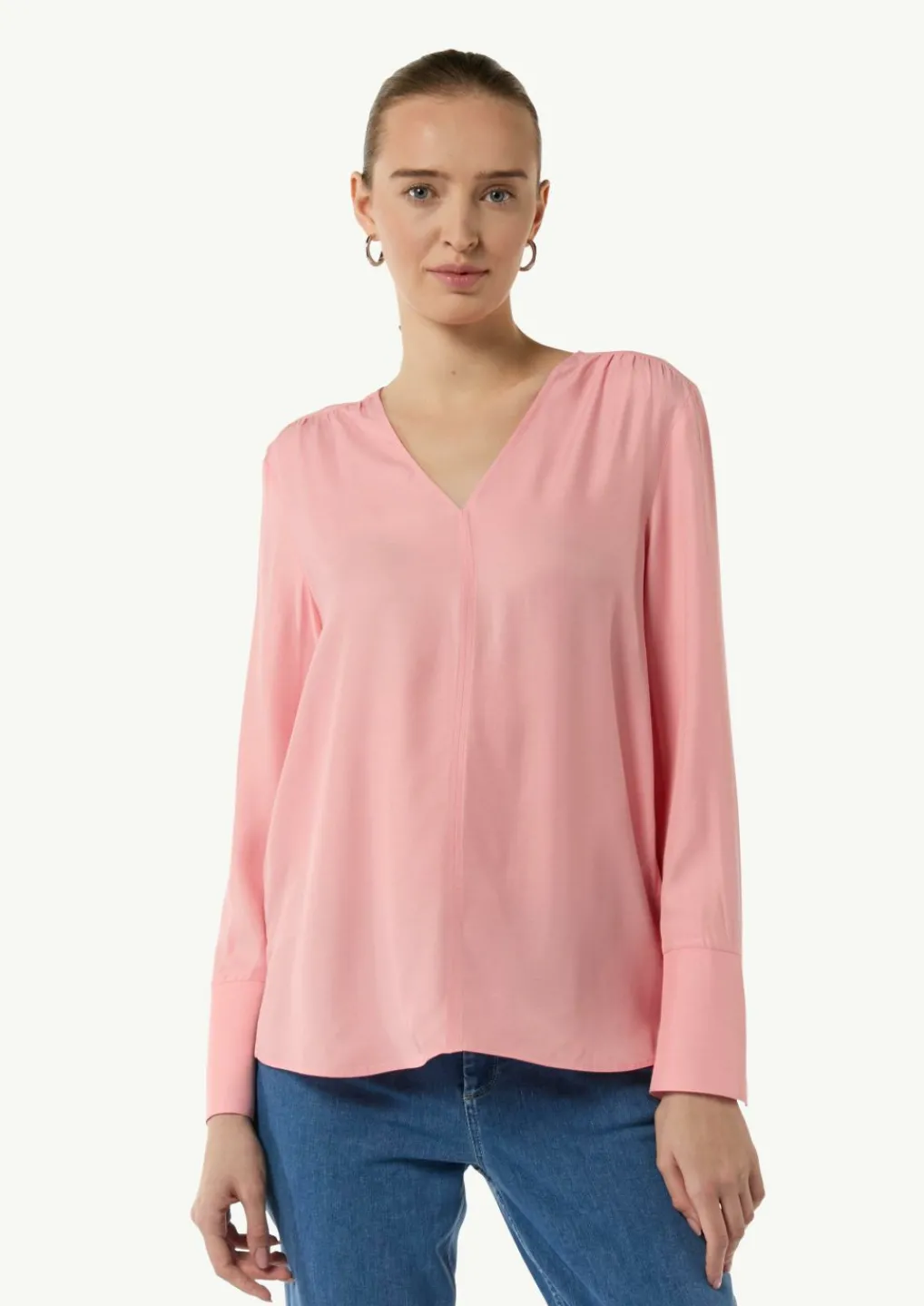 Viskosebluse mit V-Ausschnitt-Comma New