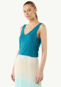 V-Neck-Shirt aus Jersey mit gekreuzten Trägern-Comma Best